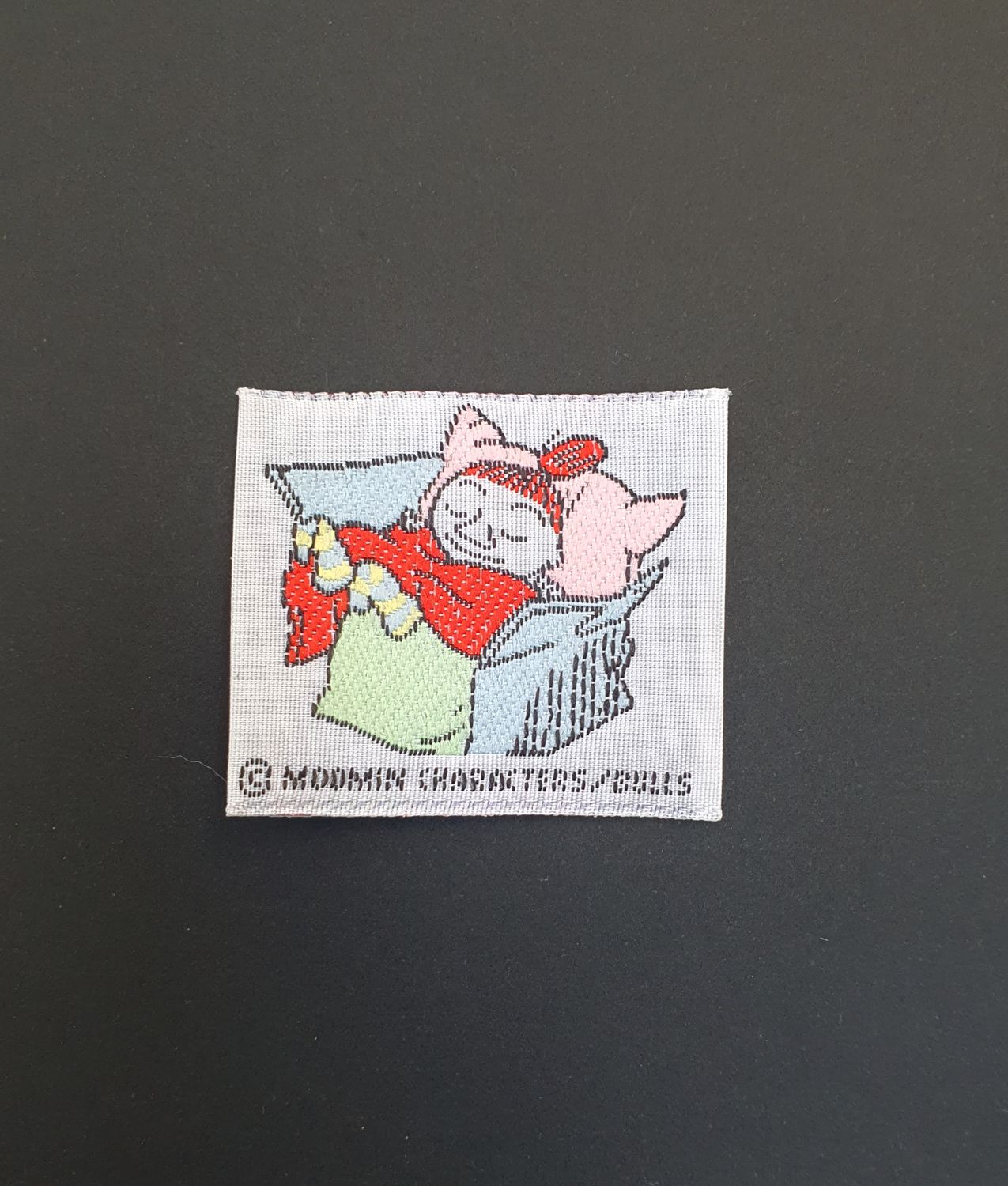 Naszywka Mała Mi w pudle '90