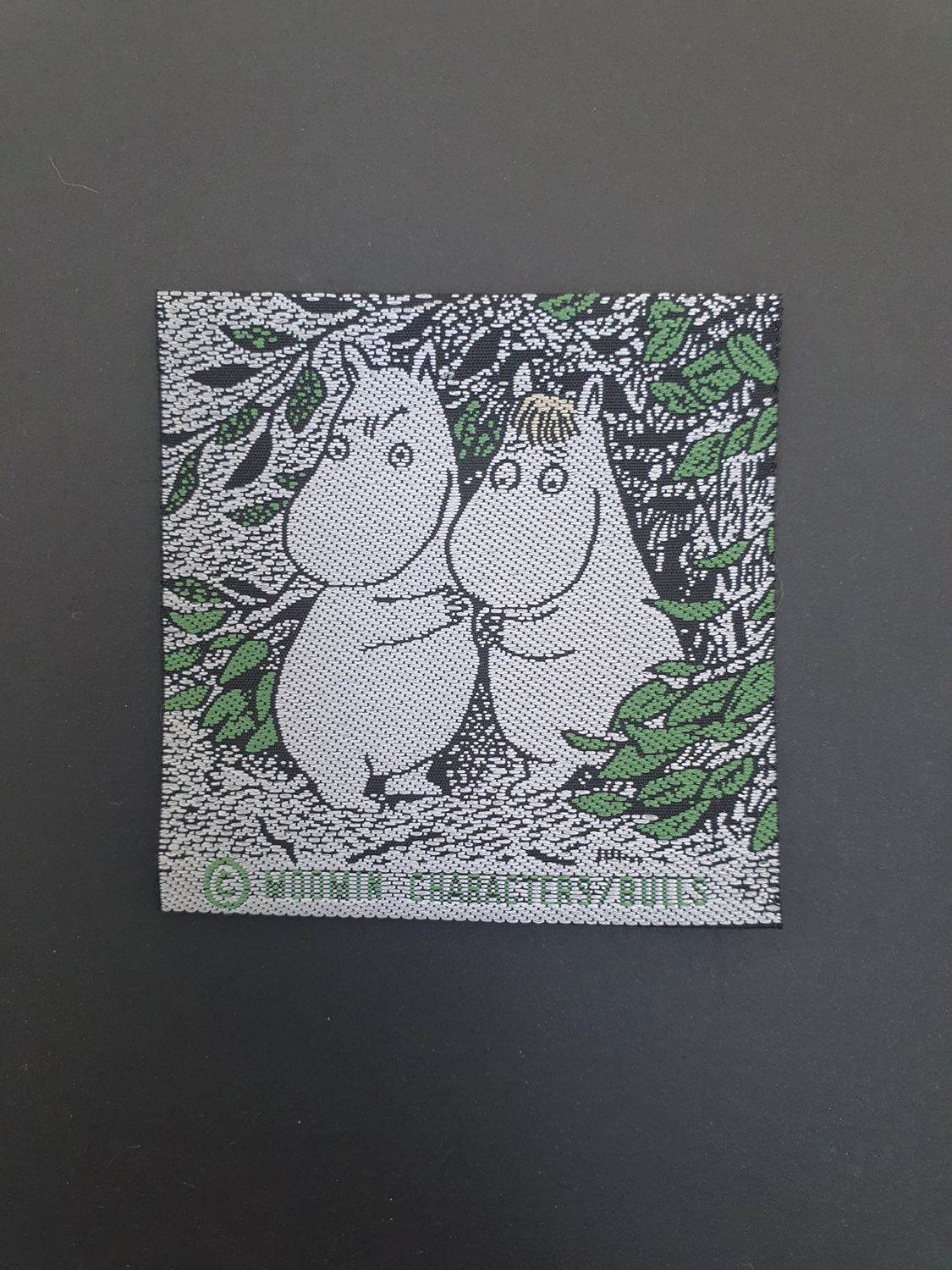 Naszywka Muminek i Migotka w gęstwinie '90