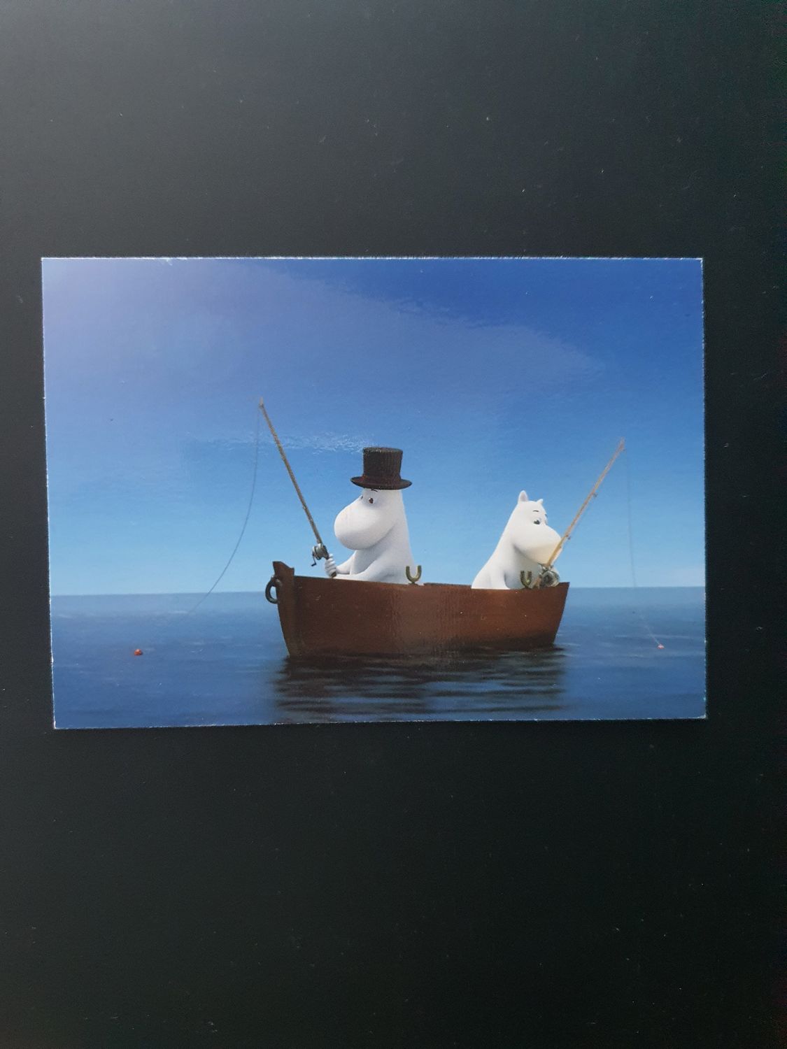 Pocztówka animacja Muminki na rybach.