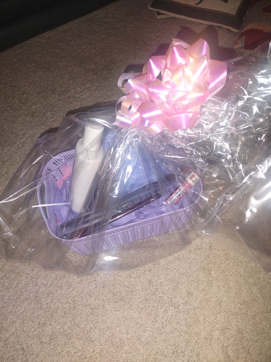 Ladies gift basket