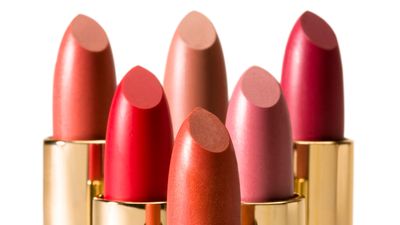 Long-Lasting Lipsticks