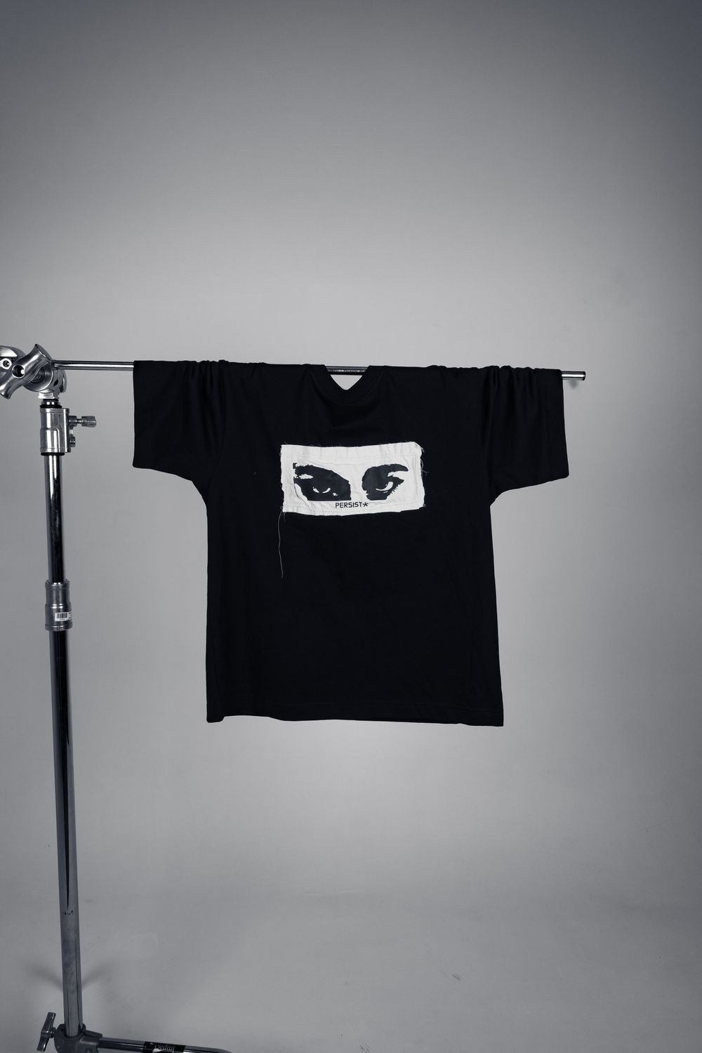 EYES