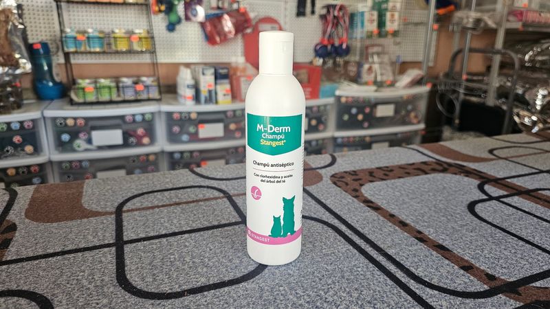 Champú Antiséptico M-Derm Champú Antiséptico M-Derm