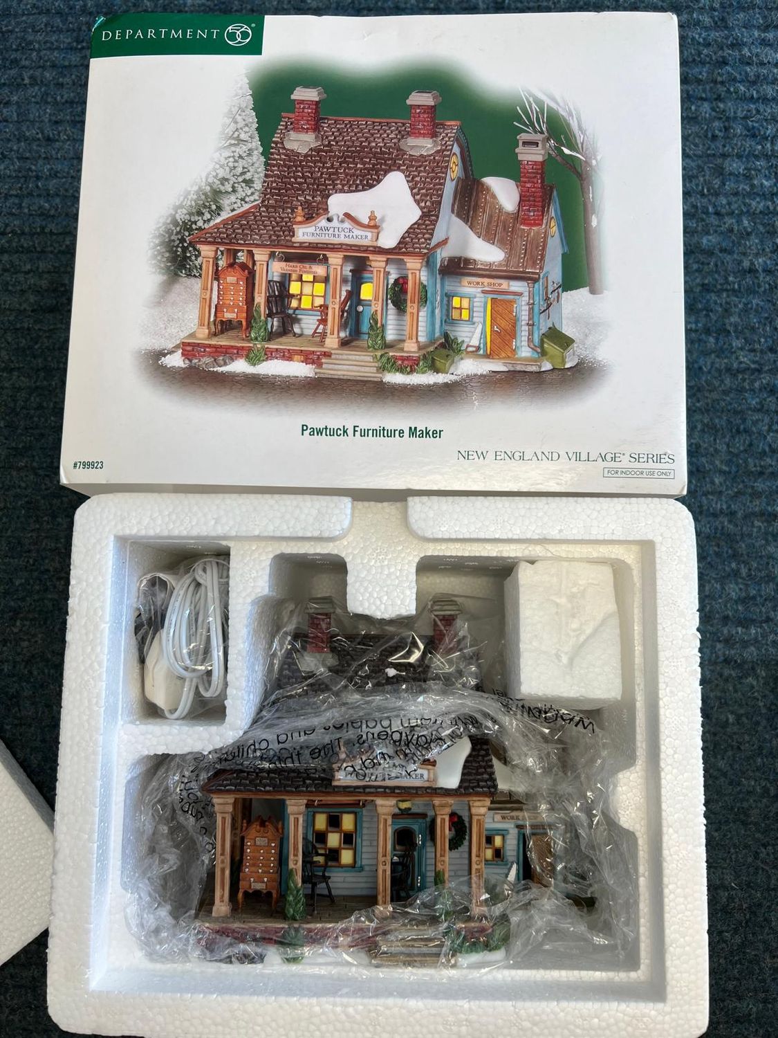 Pawtuck Furniture Maker - Dept 56