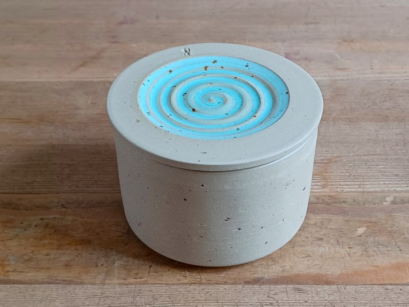 Kleiner Butterkühler burriera - Motiv Wirbel (D)