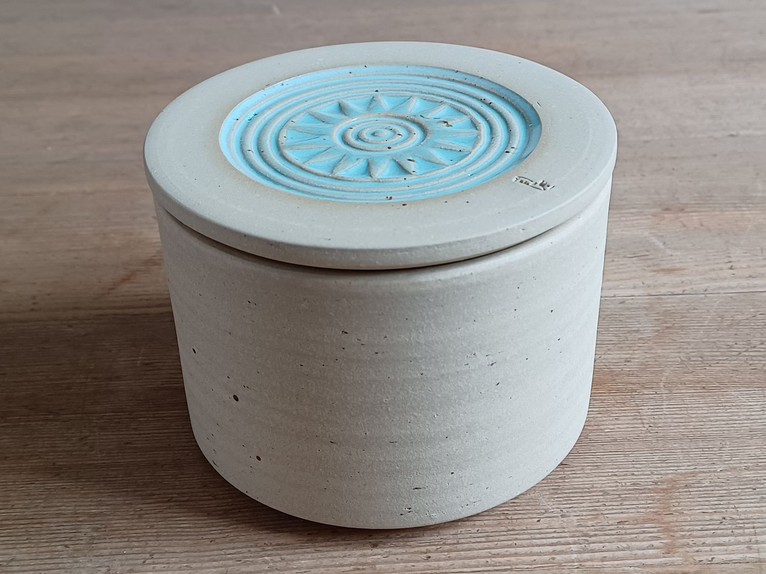 Großer Butterkühler burriera - Motiv Sonne (F) Großer Butterkühler burriera - Motiv Sonne (F)
