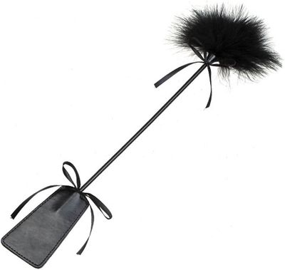 Barita para Azotes con Punta de cuero y Plumas