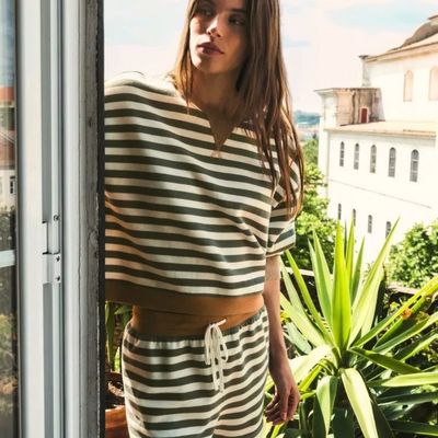 SLEEPWEAR