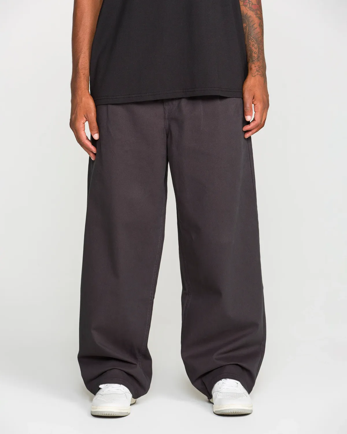 VOLCOM CHILLOW PLEAT ELASTIC WAIST PANT, Color: ASPHALT BLK, STYLE NUMBER: A1232500, Size: SMALL