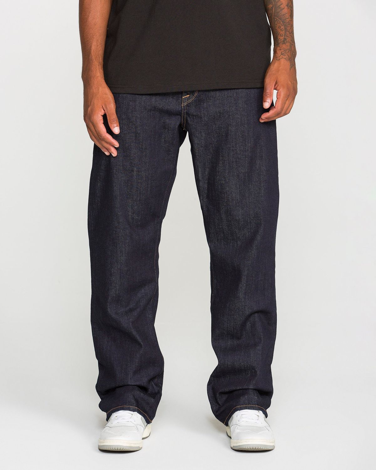 VOLCOM PIPE DREAMS DENIM JEANS, Color: RINSE, STYLE NUMBER: A1932622, Size: 29