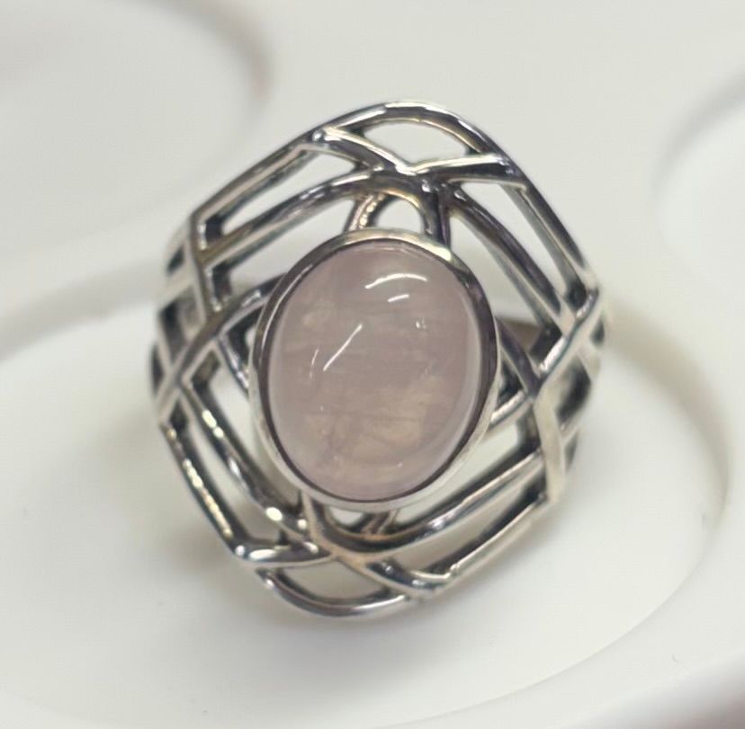 SS0394-Designer Ring : Rose Quartz