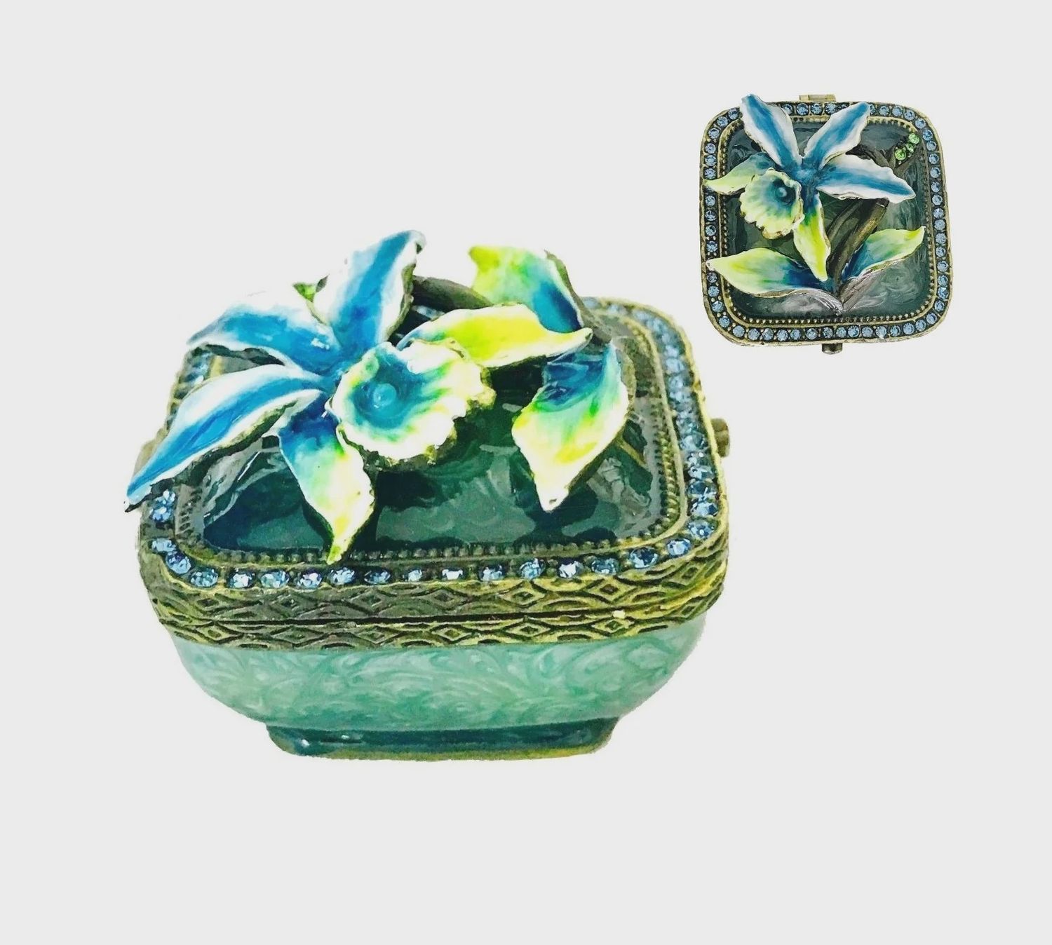 KU0133-Orchid on Box : 1-1/2"