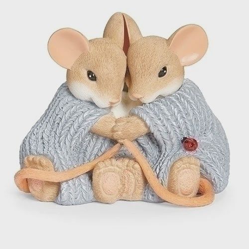 RO0288-Charming Tails : Blanketed