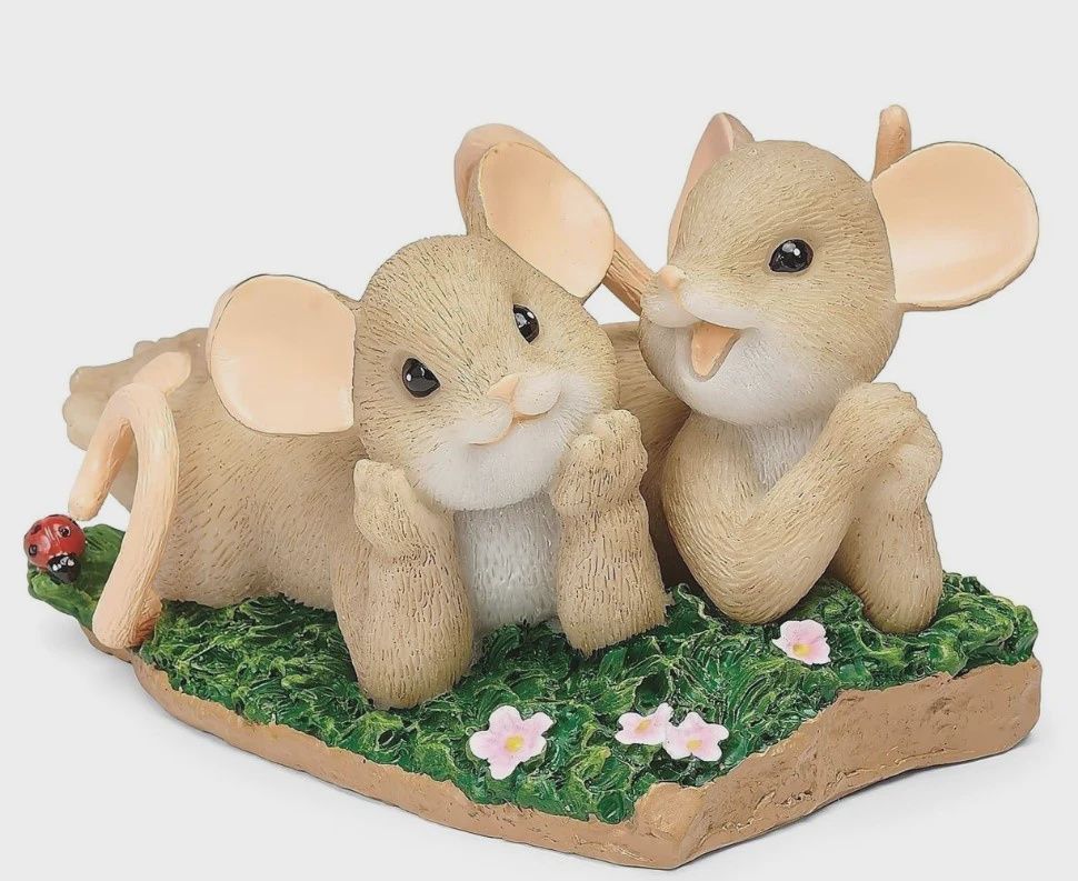 RO1412-Charming Tails : Mouse Friends Always There