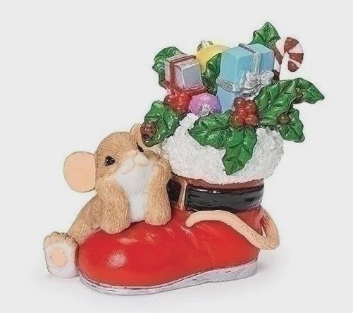 RO1411-Charming Tails : Mouse by Santa Boot