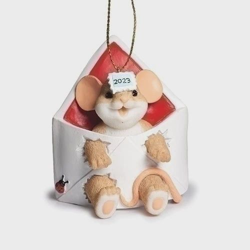 RO1267-CHARM TAIL : 3 in H