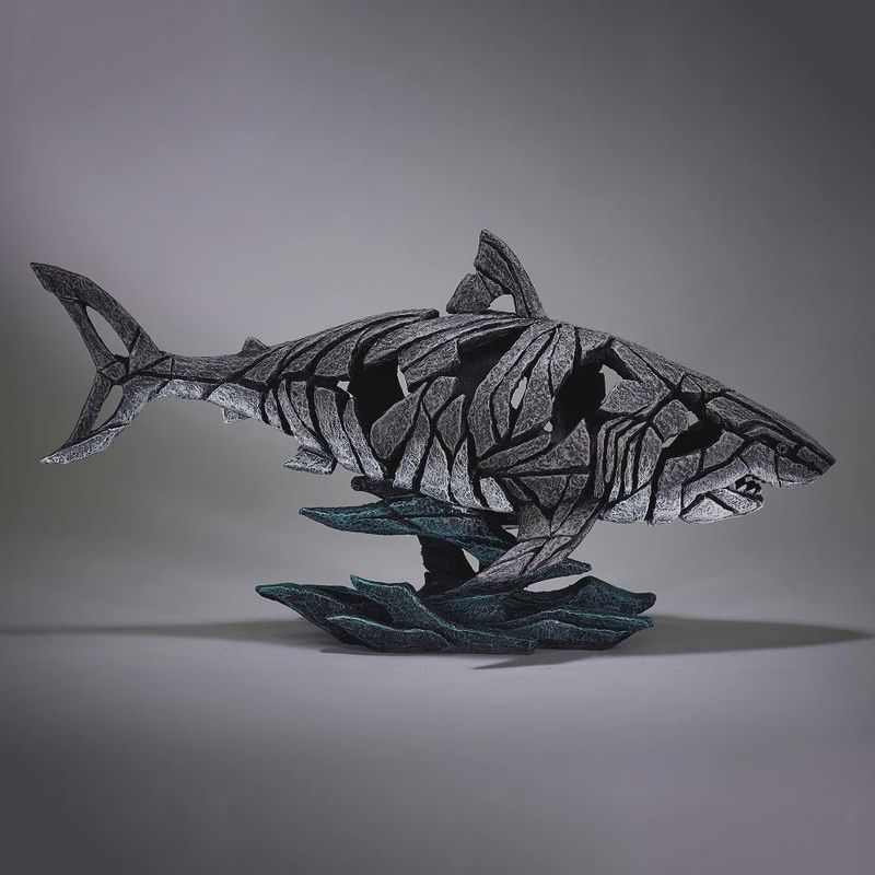 EP6359-Edges SHARK : 23 in L