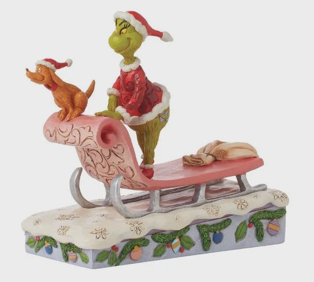 EP8014 - JS Grinch &amp; Max on Sled