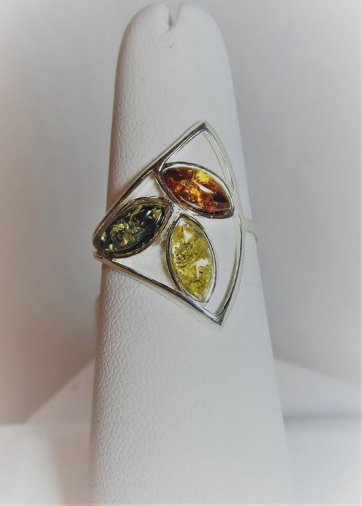AU0052-Ring