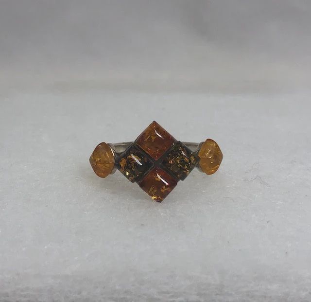 AU0063-7-Ring