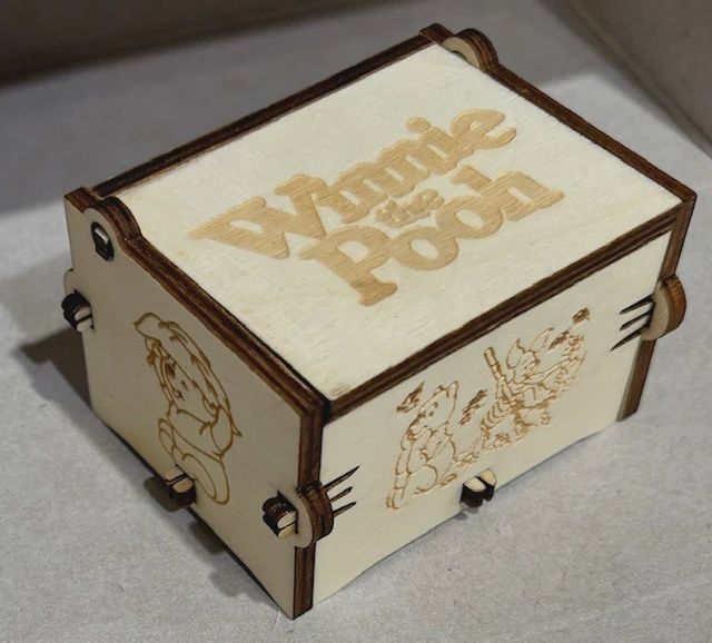 GA0017-Music Box : Winnie the Pooh