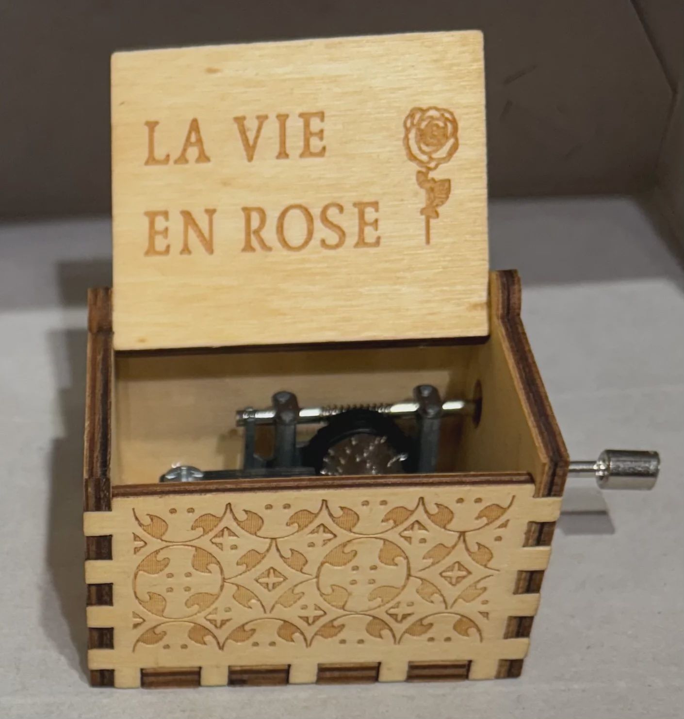 GA0011-Music Box : La Vie en Rose