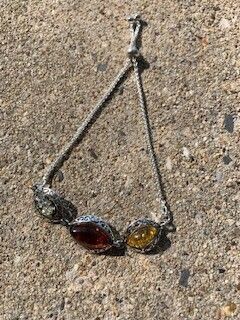 VS0531-Amber Brac