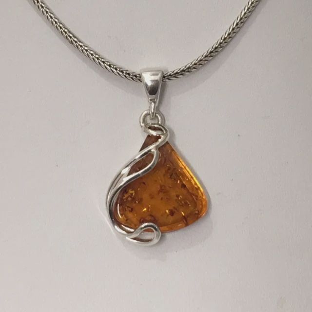 AU0104-Pendant