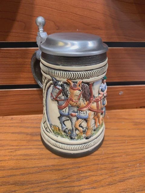 MC0192-Stonewear : Stein w/Lid