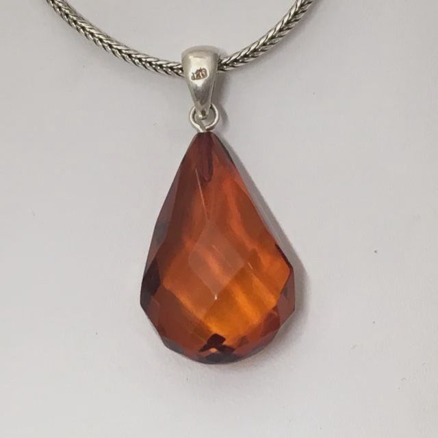 AU0095-Pendant
