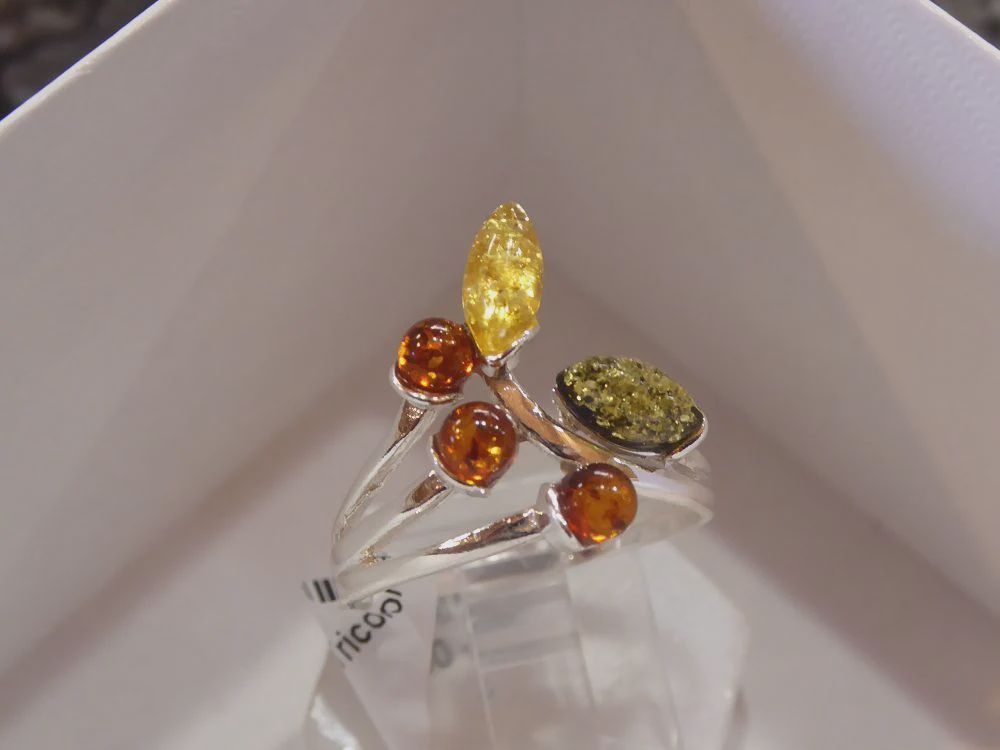 AU0200-Ring : 8.5