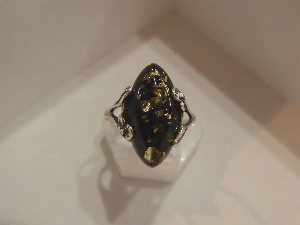AU0214-Ring : 9