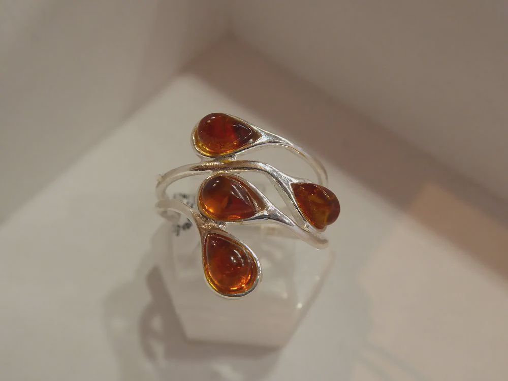 AU0209-Ring : 9