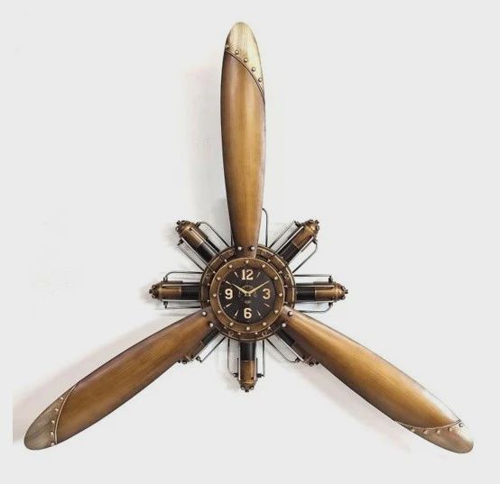 PH0022 - Propeller Clock