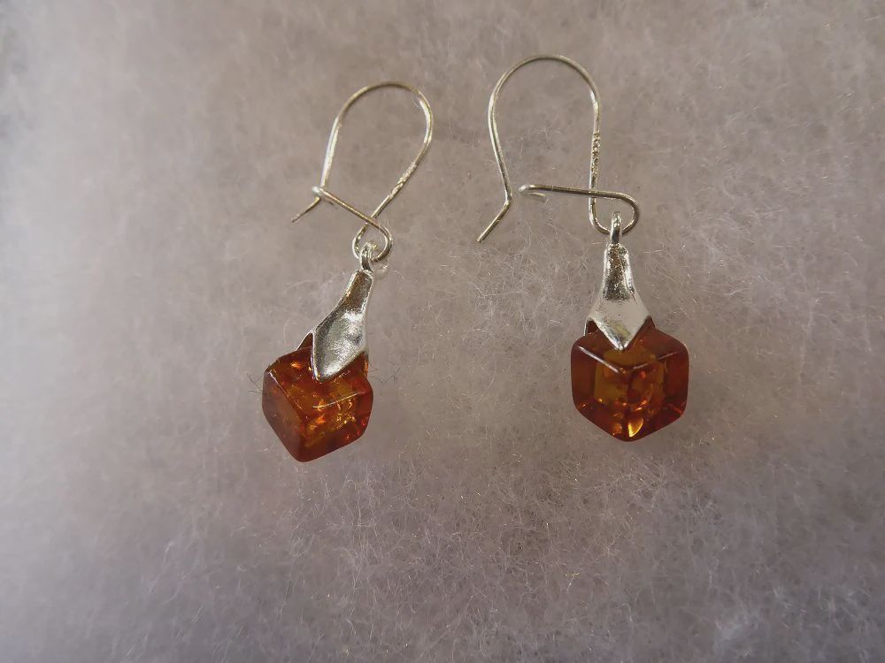 AU0183-Earrings