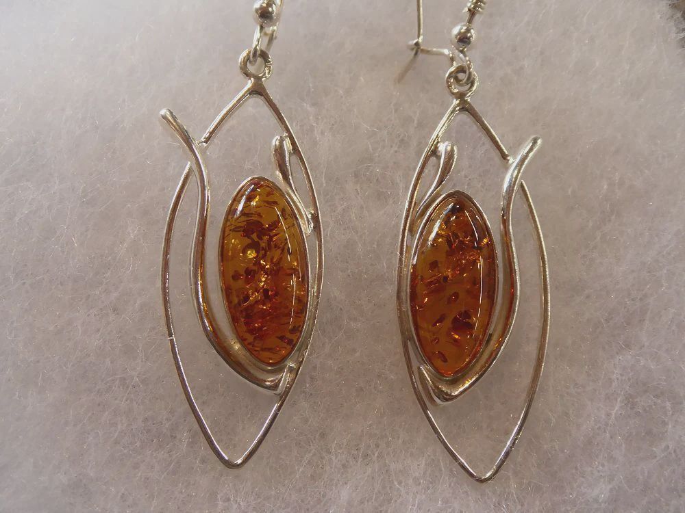 AU0185-Earrings