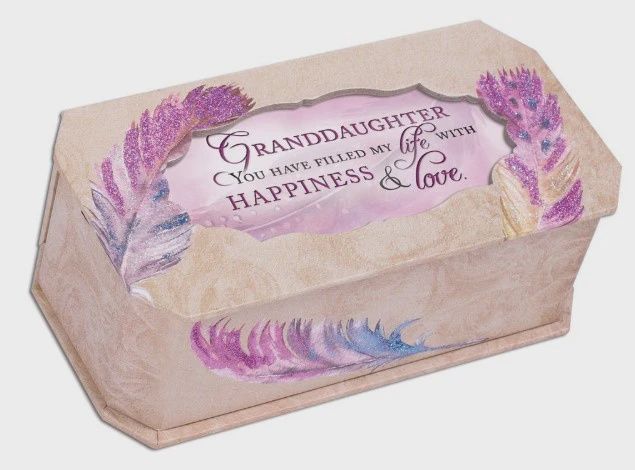 CG0798-BELLE : Granddaughter