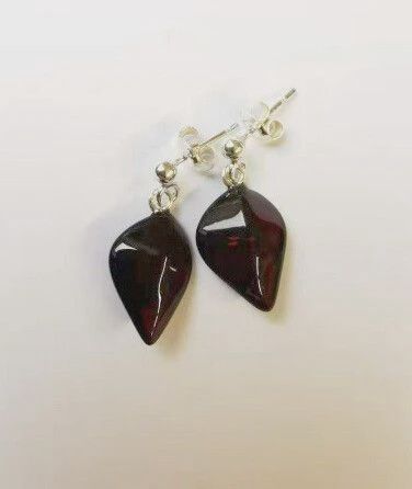 VS0477-Amber Ear
