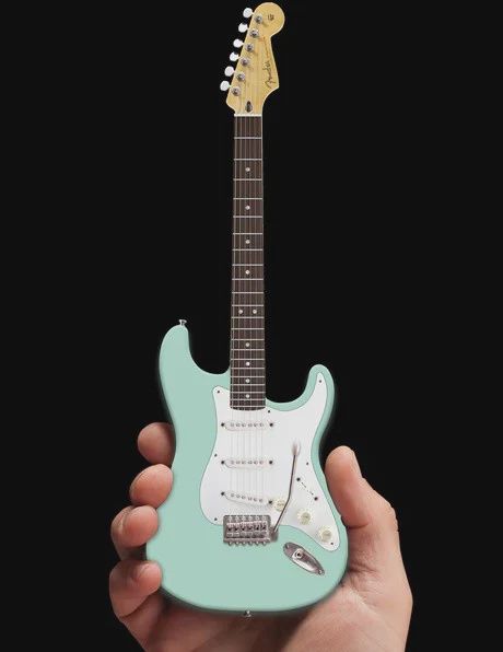 AH0024-Surf Green