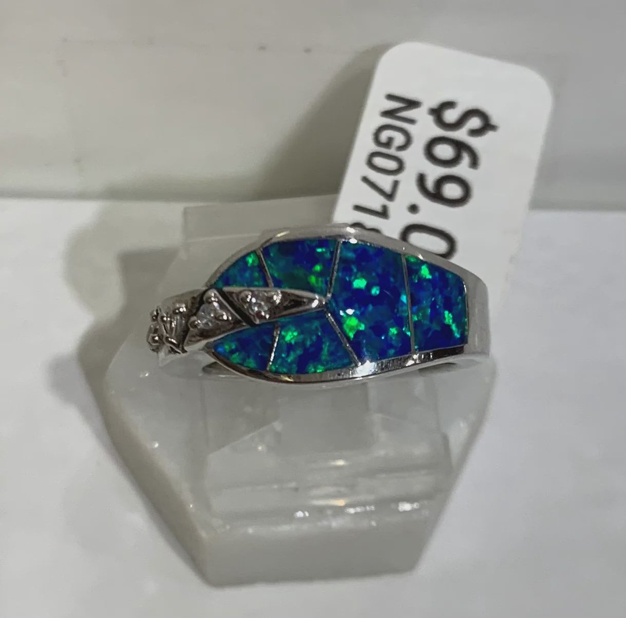 NG0718-BLUE OPAL