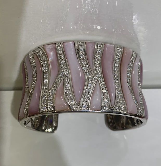 AK0440-Pink MOP CZ Bracelet