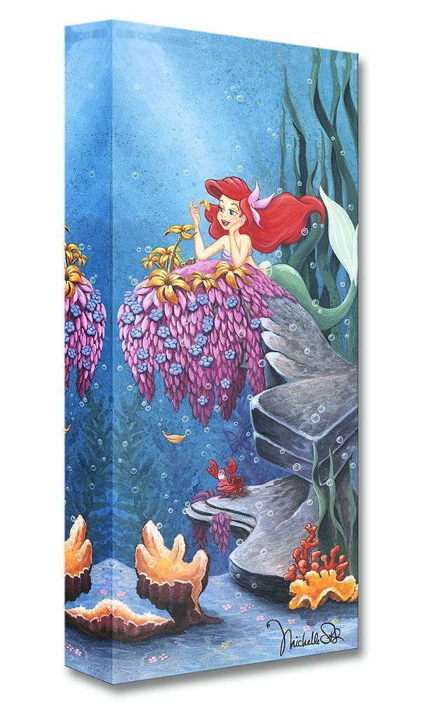 DA0021-Ariel : He Loves Me