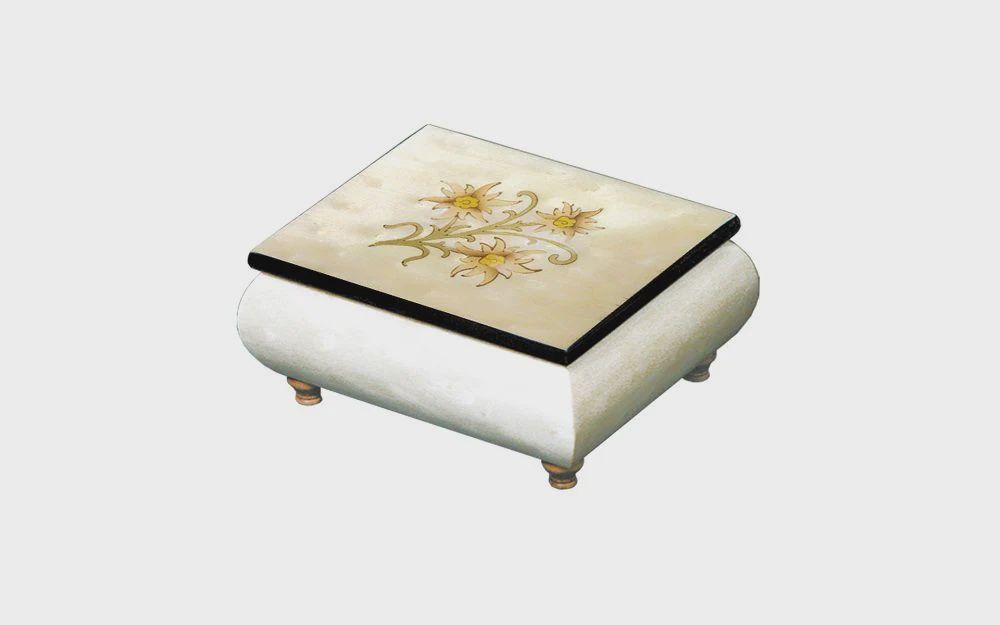 HZ0275-Wht Edelweis : 6x4.5x2.5