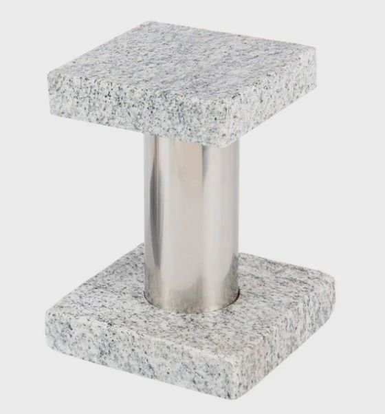 FR0017-Ultimate Stand : 8" H