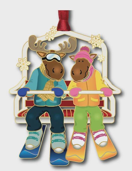 BD0024-Moose on Chairlift