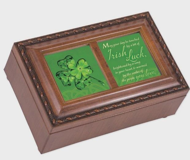 CG1017- Music Box