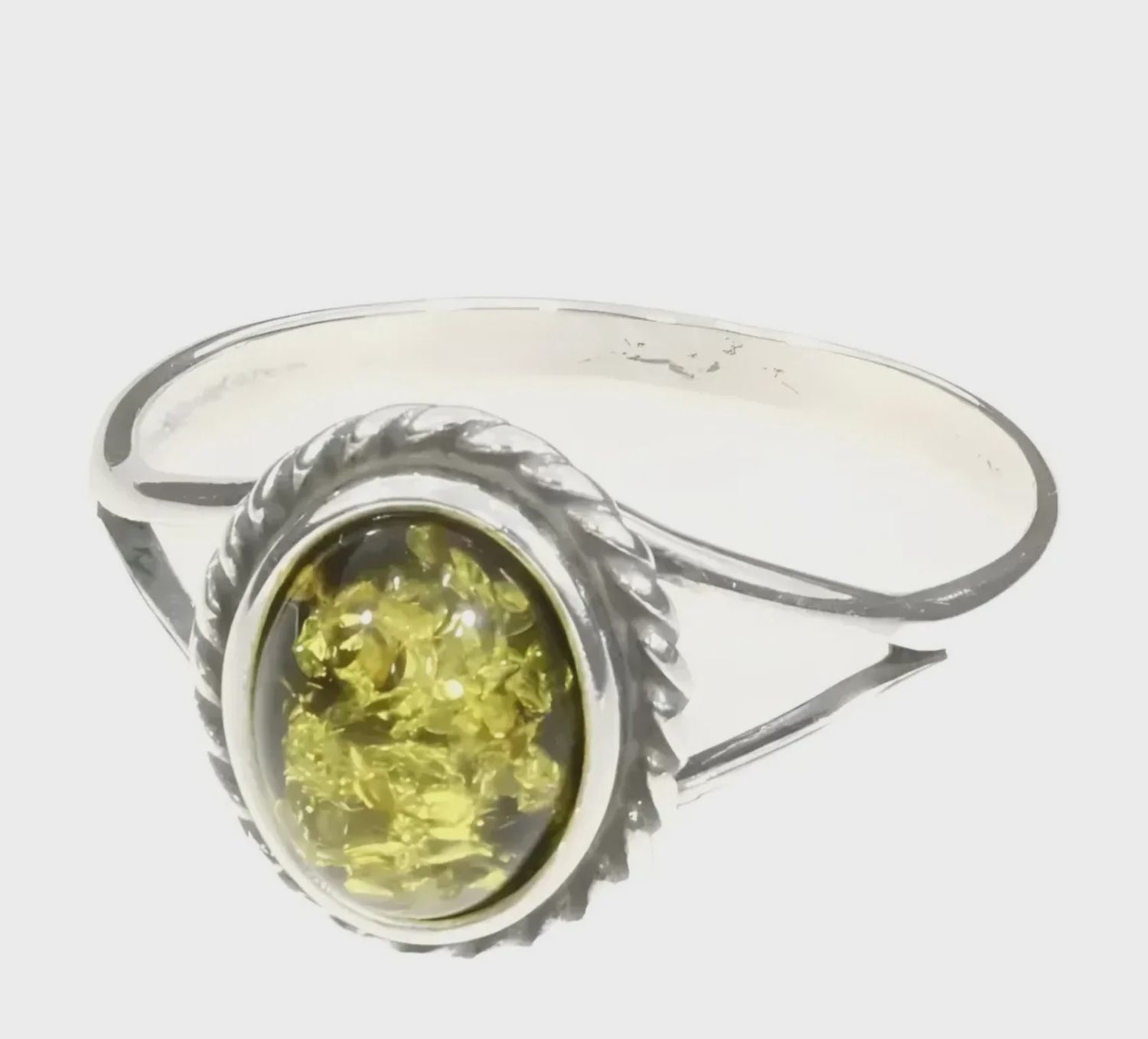 AM0248 - Green Amber Ring