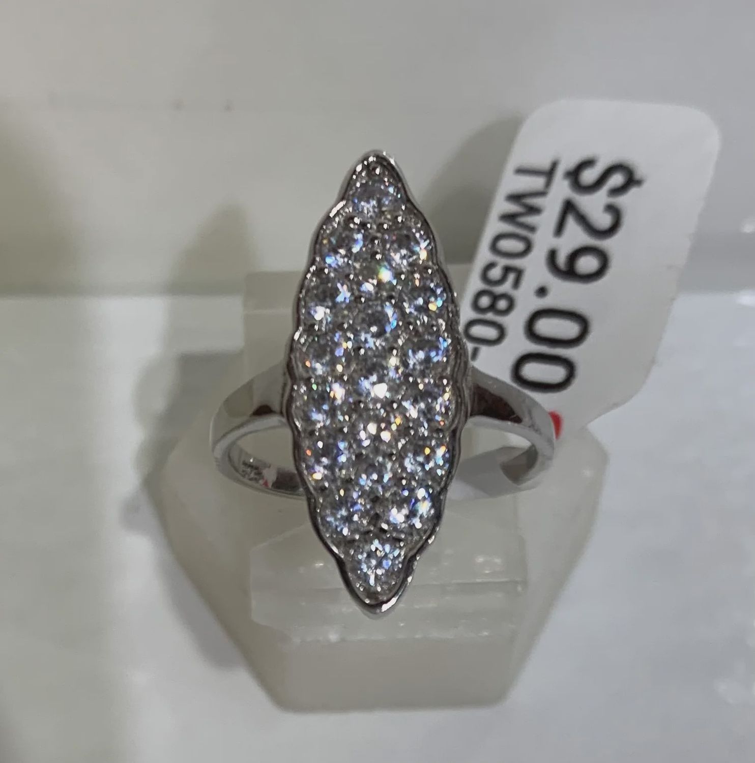 TW0580-CZ RING