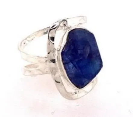 SS0155-Designer Ring : Tanzanite