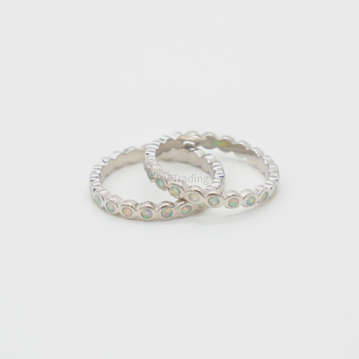 EM0113 - Opal Ring
